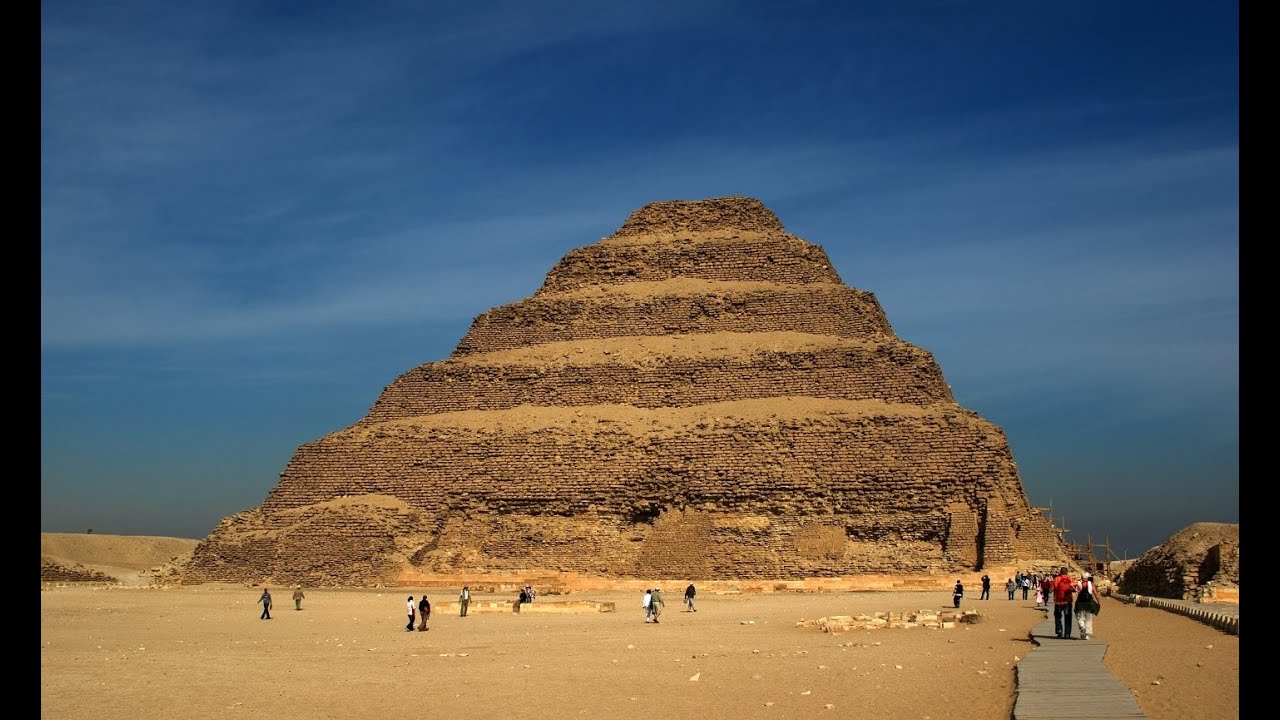 Ancient Wonders Tour: Pyramids of Giza, Saqqara Pyramid & Memphis Museum